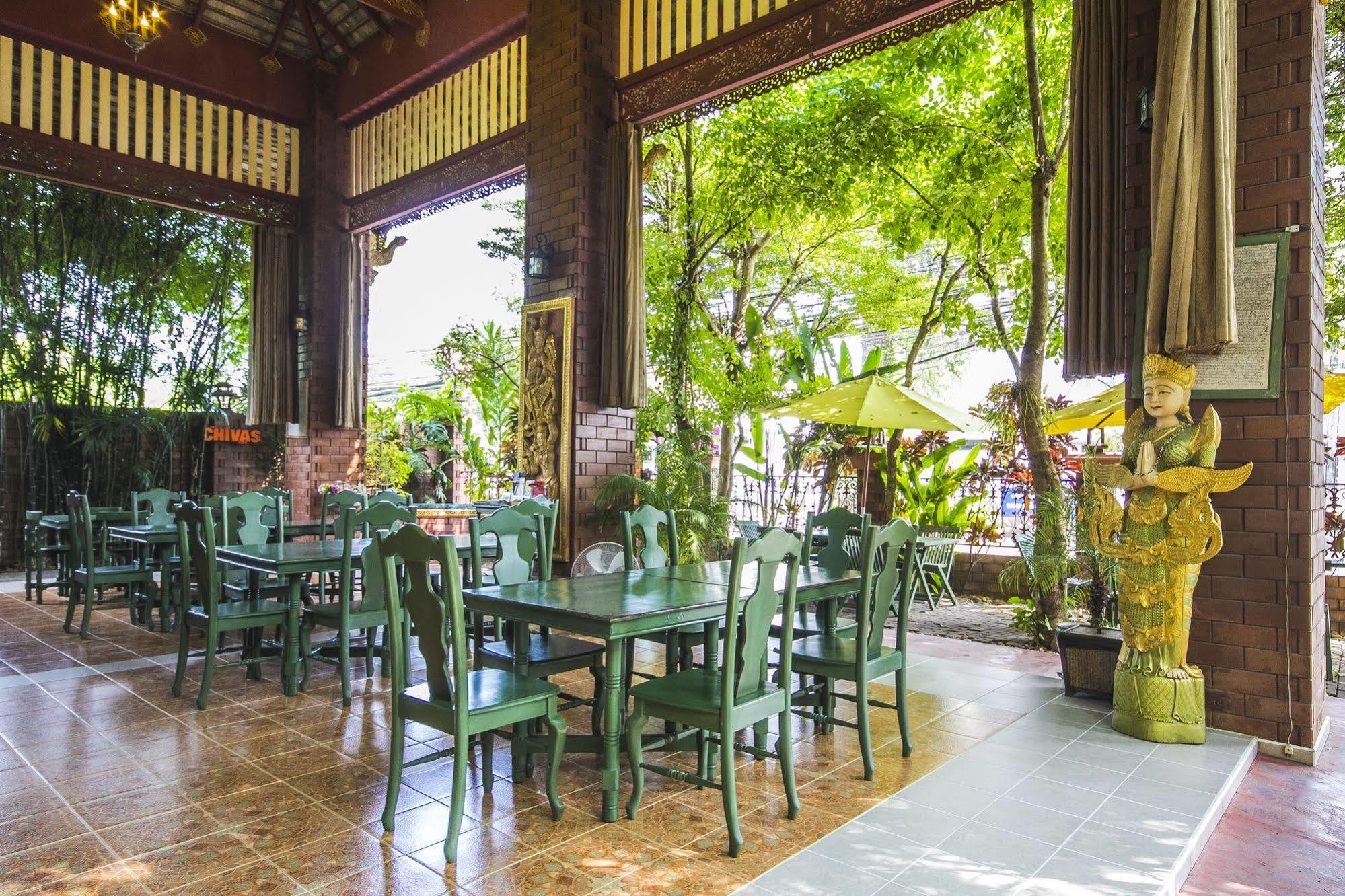 Irawadee Resort Mae Sot Buitenkant foto